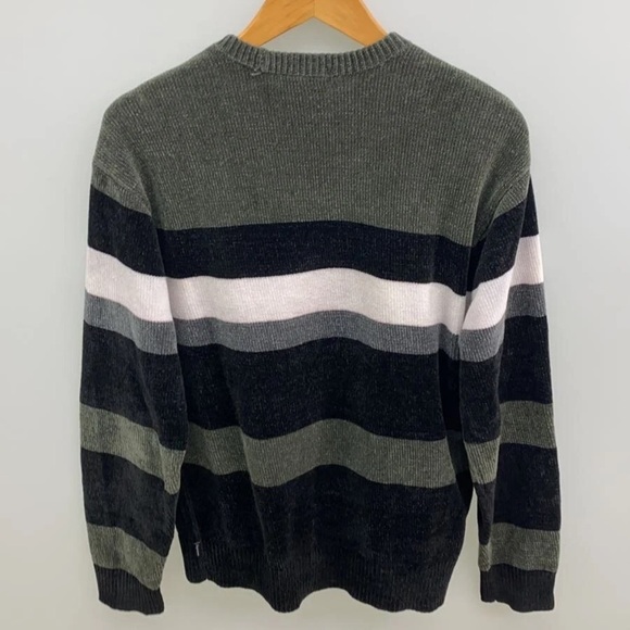 Supreme stripped sweater size medium